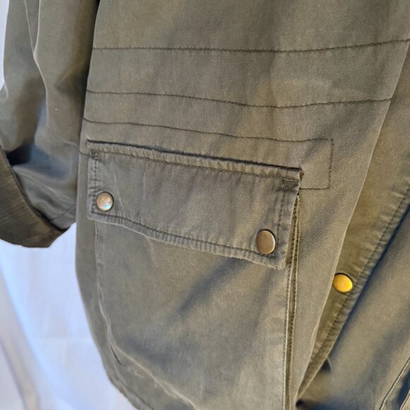 Portland Barn Jacket, Fully Lined with Zip Front and Hideaway Hood - Picture 7 of 11